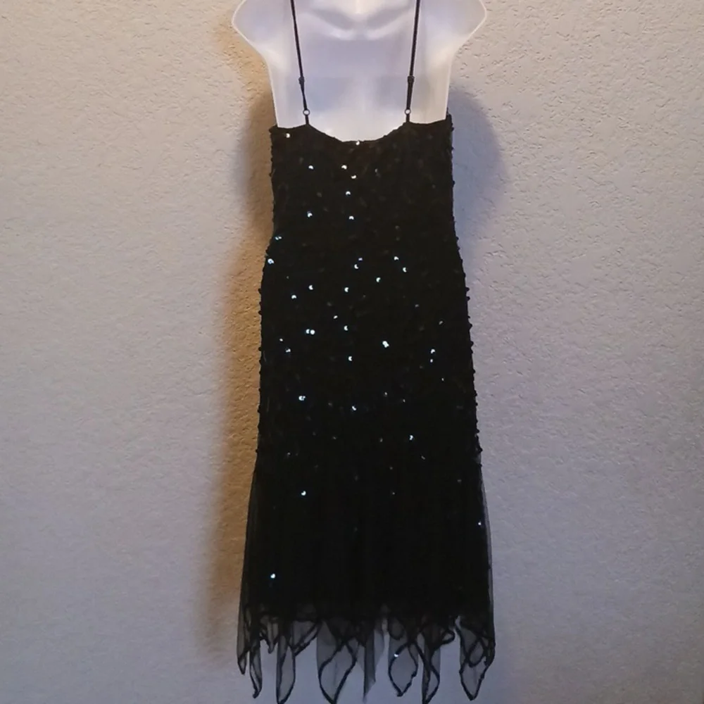 Vintage Betsy Johnson black cocktail dress - Picture 5 of 9